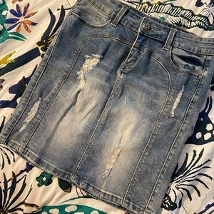 Vintage ripped denim skirt- NEW!!